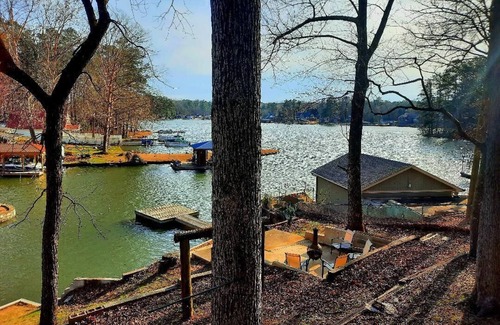 Jackson House | Simply At The Lake Jackson, GA