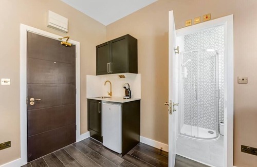 Seven Sisters Condo | Simply Charming Studio - Great Location