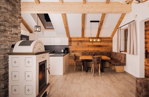 Weisspriach Apartment | Simply enjoy the Almdorf Omlach - attic apartment with balcony