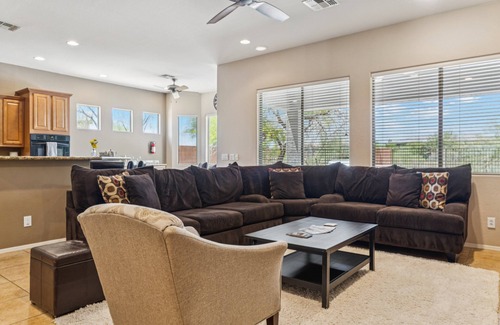 Sonoran Foothills House | Simply Irresistible Superb 4 bedroom Home/Community Pool/North Phoenix/Scottsdale