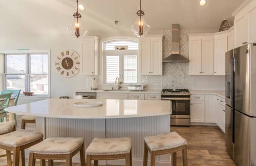 Normandy Beach House | Simply Stunning 5 Star Experience