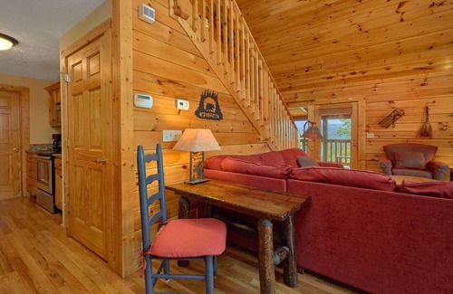 Black Bear Falls Cabin | Simply the Best - Amazing Views, Spacious Decks! 10% off 7 nt stay-High Mt Lodge