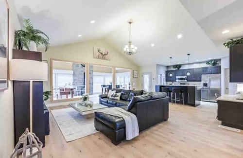 Utterson Cottage | Sims Lake Cottage-private lake in Muskoka