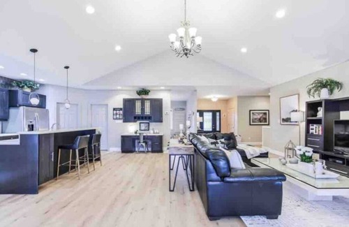 Utterson Cottage | Sims Lake Cottage-private lake in Muskoka