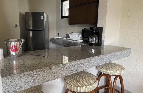Punta Cancun Hotel | Sina Suites Cancún - Adults Only