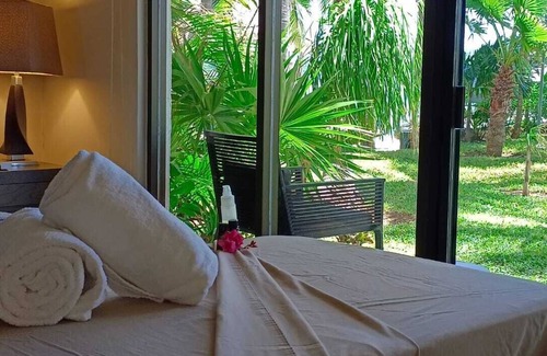 Punta Cancun Hotel | Sina Suites Cancún - Adults Only