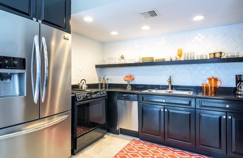 Hendricks and Venice Isles Apartment | Singer House on the Water
