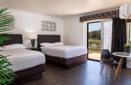 Crest Resort | Singing Hills Golf Resort