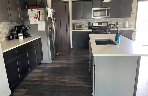 Rapid Valley House | Single Family Home - pet friendly Great access to all the Black Hills Beauty.