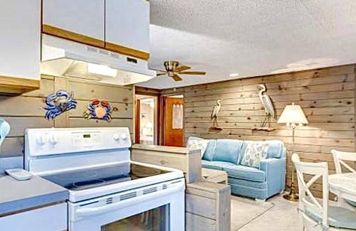 Bethany Beach Cottage | Single family home in small, private, family-friendly oceanside neighborhood