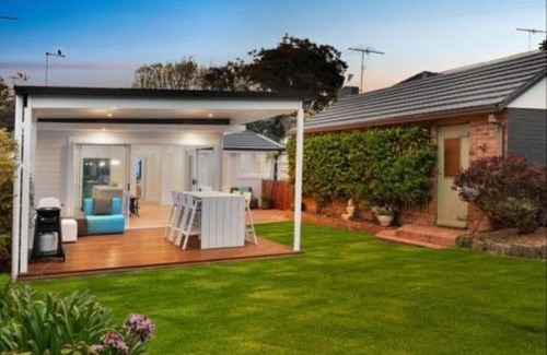 Burraneer House | Single Private Room-Charming bayside home