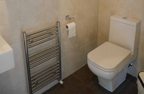 Kew Apartment | Single Room Ensuite near Kew Gardens