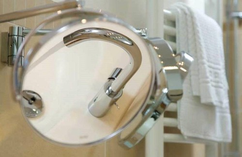 Meerfeld Hotel | Single room "Maarblick" shower / WC / balcony - NaturPurHotel Maarblick