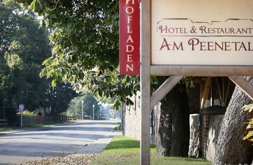 Liepen Apartment | Single Room Manor - Hotel & Restaurant Am Peenetal