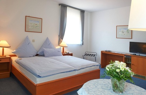 Emmelshausen Hotel | Single room shower / WC - Münster