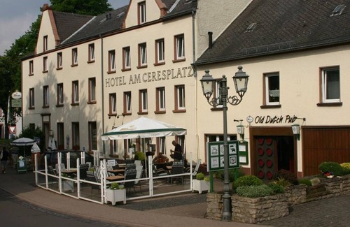 Manderscheid House | Single room shower/toilet - Hotel am Ceresplatz