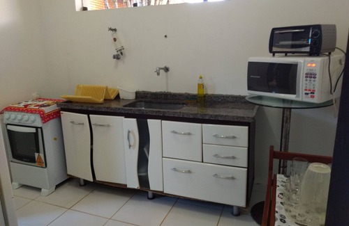 Pereque House | Single-storey house with pool in gated community