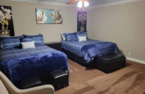 North Las Vegas House | Single story 2800 sqft Lovely home