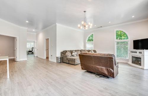 Rockdale County House | Single-Story Home about 7 Mi to Old Towne Conyers!