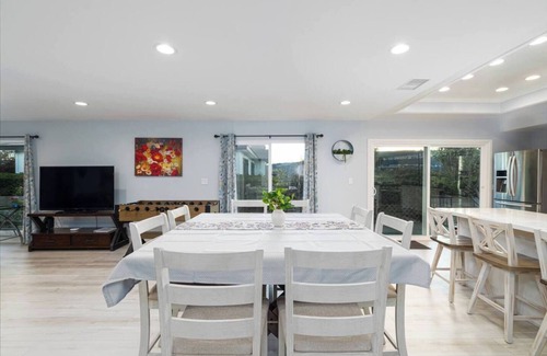 Laguna Niguel House | Single Story w Backyard & Views (Plumeria Perch)