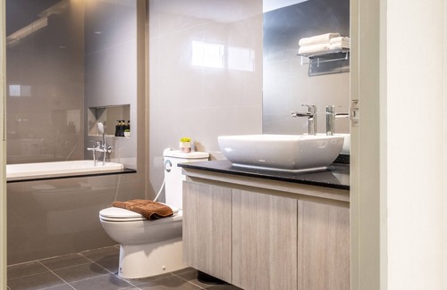 Lat Krabang Hotel | Sinsuvarn Airport Suite