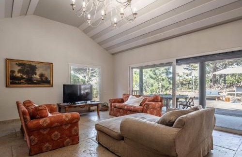 Colares Villa | Sintra - Praia Grande Village