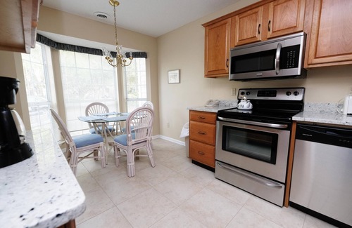 Pawleys Island Villa | Sip, Stay, Stargaze Emerald Green 2BR 2BA