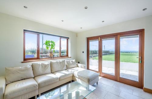 Llanerchymedd House | Sir A Wel