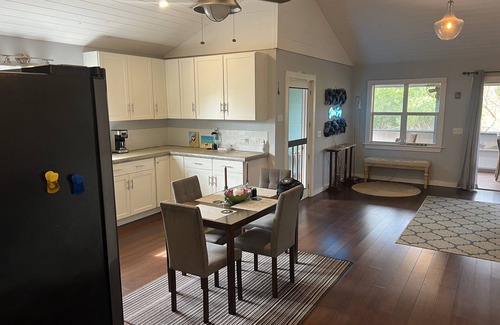 Upper Bogue House | Siren's Song is a beautiful waterfront home in the community of Whale Point