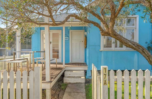 Currarong Cottage | Sirena Beach Cottage - Coastal Haven in Currarong
