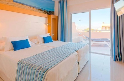 San Antonio Bay Hotel | Sirenis Seaview Country Club