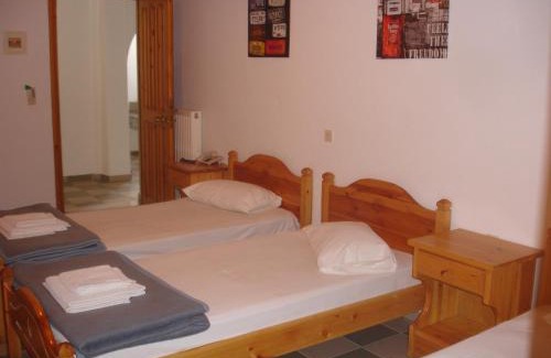 Parikia Apartment | Siroco's Rooms And Studios