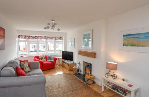 Rhosneigr House | Sisial-Y-Mor