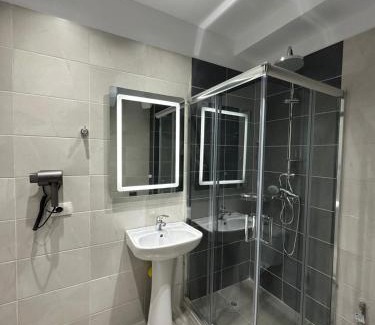 Qafe e Gjashtes Apartment | Sissy & Bros Apartments