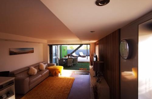 Llanelli Apartment | Sister's Studio