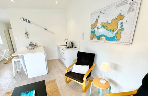 Blackpool House | Sit back and relax in our secluded Sailor’s Cottage.