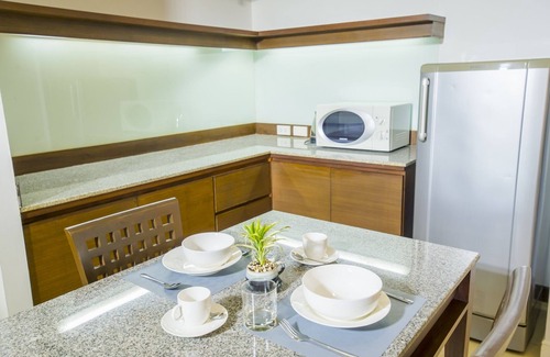 Ratchadaphisek Hotel | Sitara Place Hotel & Serviced Apartment