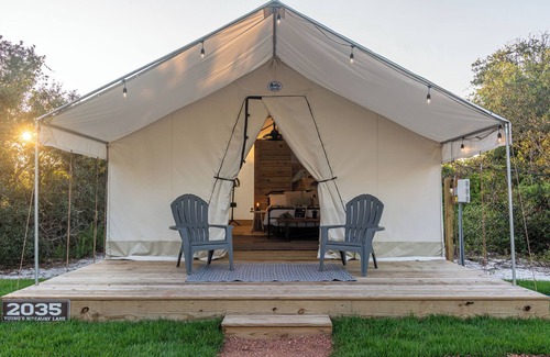 Orange Beach RV Rental | Site #05 Double Safari Tent with ensuite bath