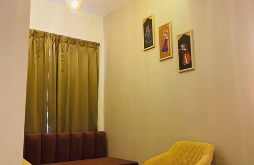 Kota Hotel | SITEVI INN & SUITES