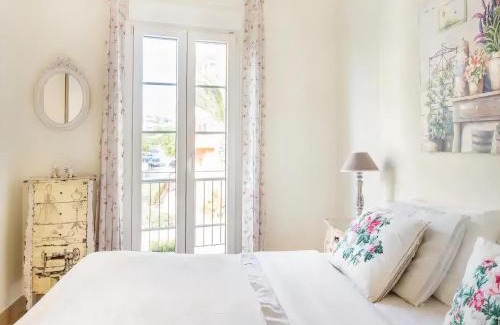 Sitges Town Center Villa | Sitges Spaces Beach House-4 bedrooms, 3 Bathrooms, Large Terrace, Jacuzzi, Center-Beach