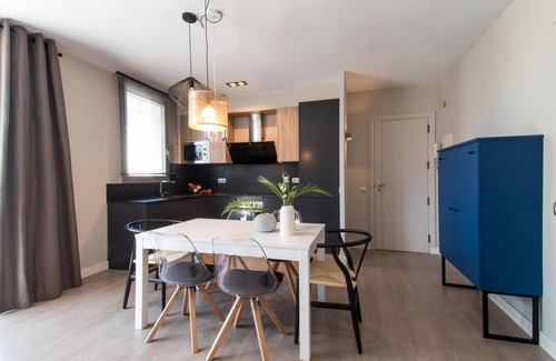 Sitges Apartment | Sitges Spaces Seaside Beach Flat- 4 Bedroom/2Bathroom/Terrace- Sleeps up to 8