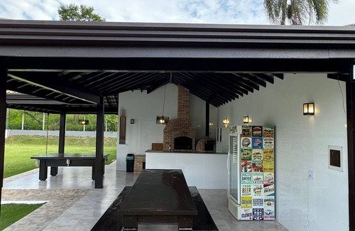 Portao Cottage | Sitio /Chácara com Piscina em Atibaia Para 25 Pessoas Aceita Pets