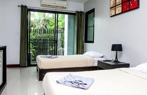 Dok Mai Hotel | Sitsongpeenong Muaythai