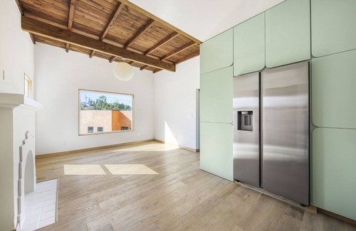 Sunset Junction House | SITU Hamilton - Silverlake