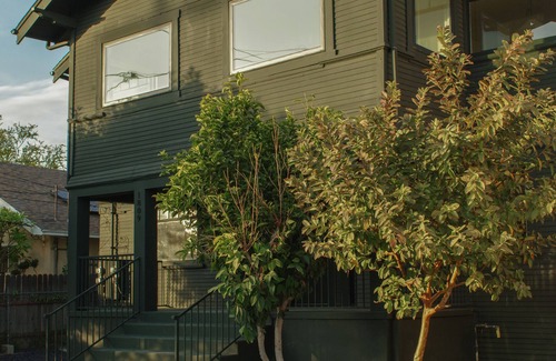 Silver Lake House | SITU Montana - Echo Park (Brand New)
