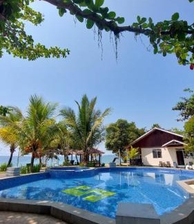 Toinasa Hotel | Siuri Cottages & Restaurant