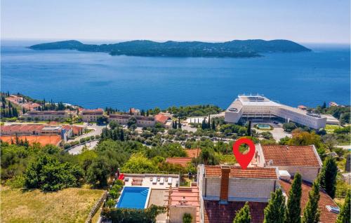 Orasac House | Six-Bedroom Holiday Home In Orasac
