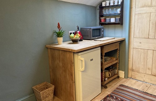 Bampton Bed & Breakfast | Six on Castle