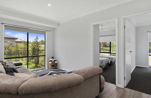 D'Aguilar House | Sixteen on Mountainview -peaceful Country Retreat Close to Woodford