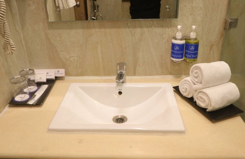 Noida Hotel | SK Premium Park at World Square Mall
